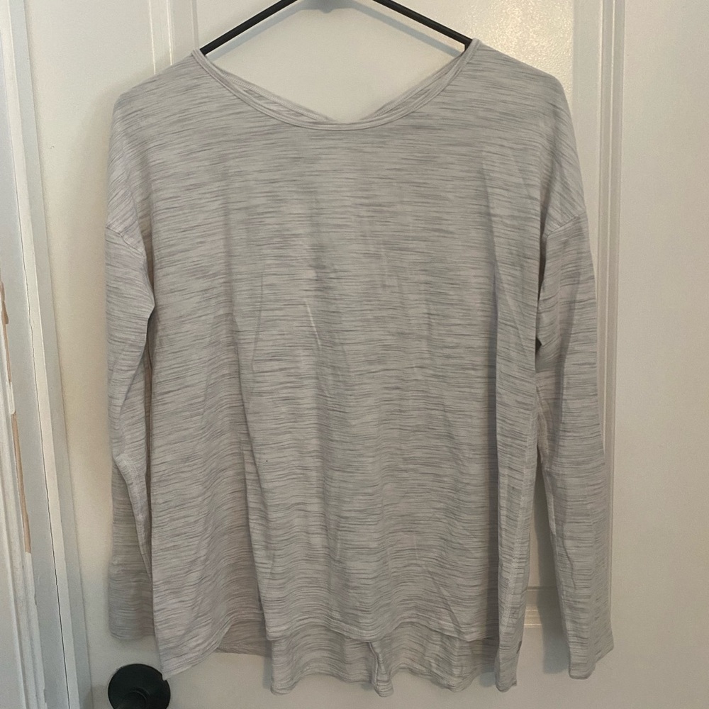 Lululemon Light Heather Gray Long Sleeve Tee